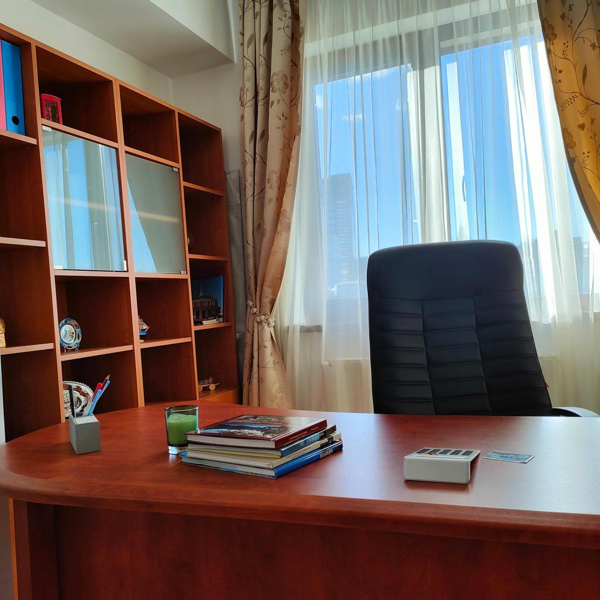 Central Apartament יאשי מראה חיצוני תמונה